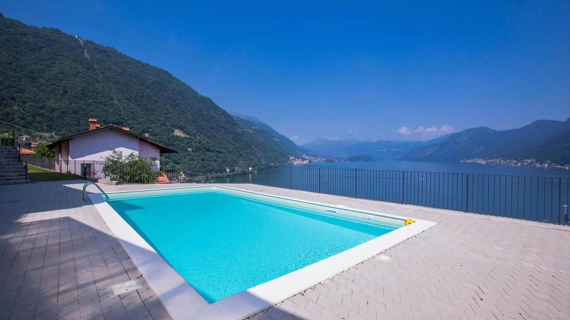 Residence Degli Oleandri 4B Argegno Appartement